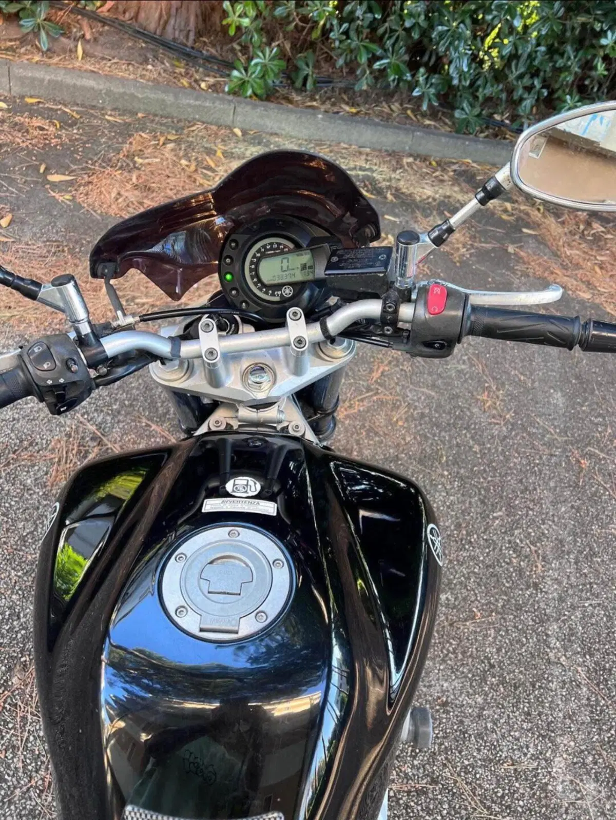 Yamaha FZ6 (2004 - 07) (4)