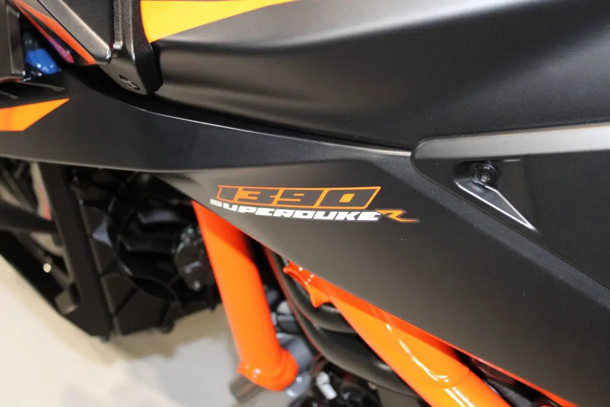 KTM 1390 Super Duke R EVO (2024 - 26) (7)