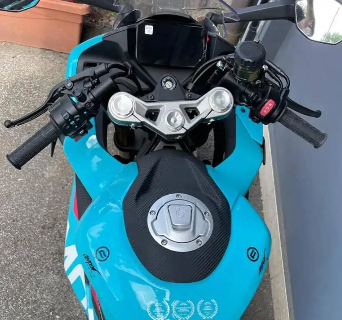 CFMOTO 450SR World Champions Replica (2025 - 26) (3)