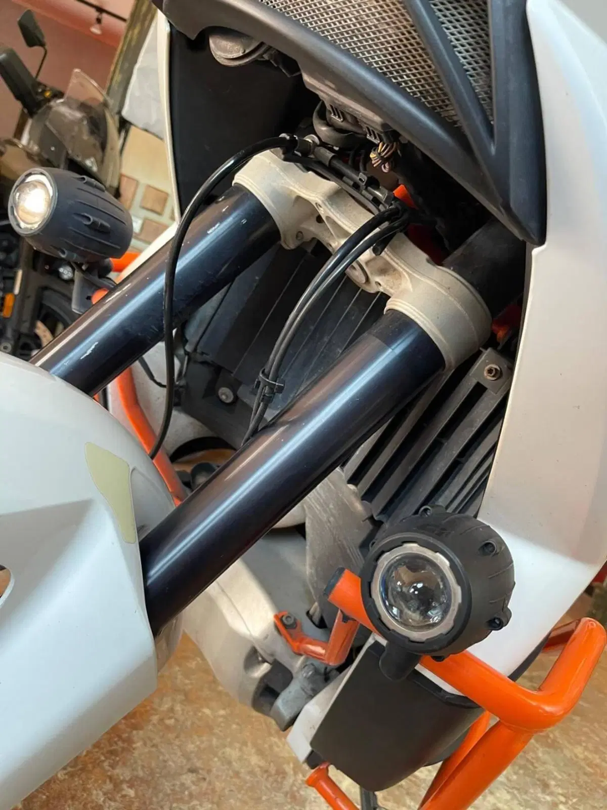 KTM 990 Adventure ABS (2012 - 14) (14)