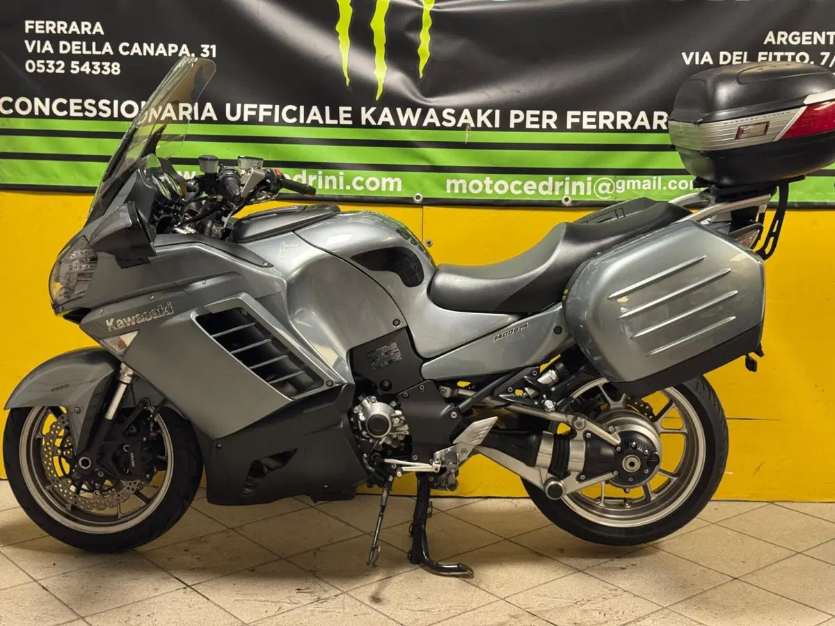 Kawasaki GTR 1400 (2007 - 09) (12)