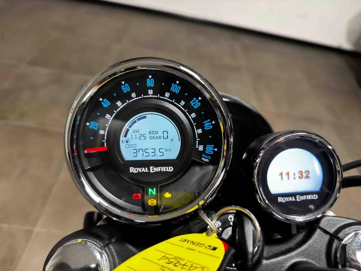 Royal Enfield Meteor 350 (2021 - 26) (5)