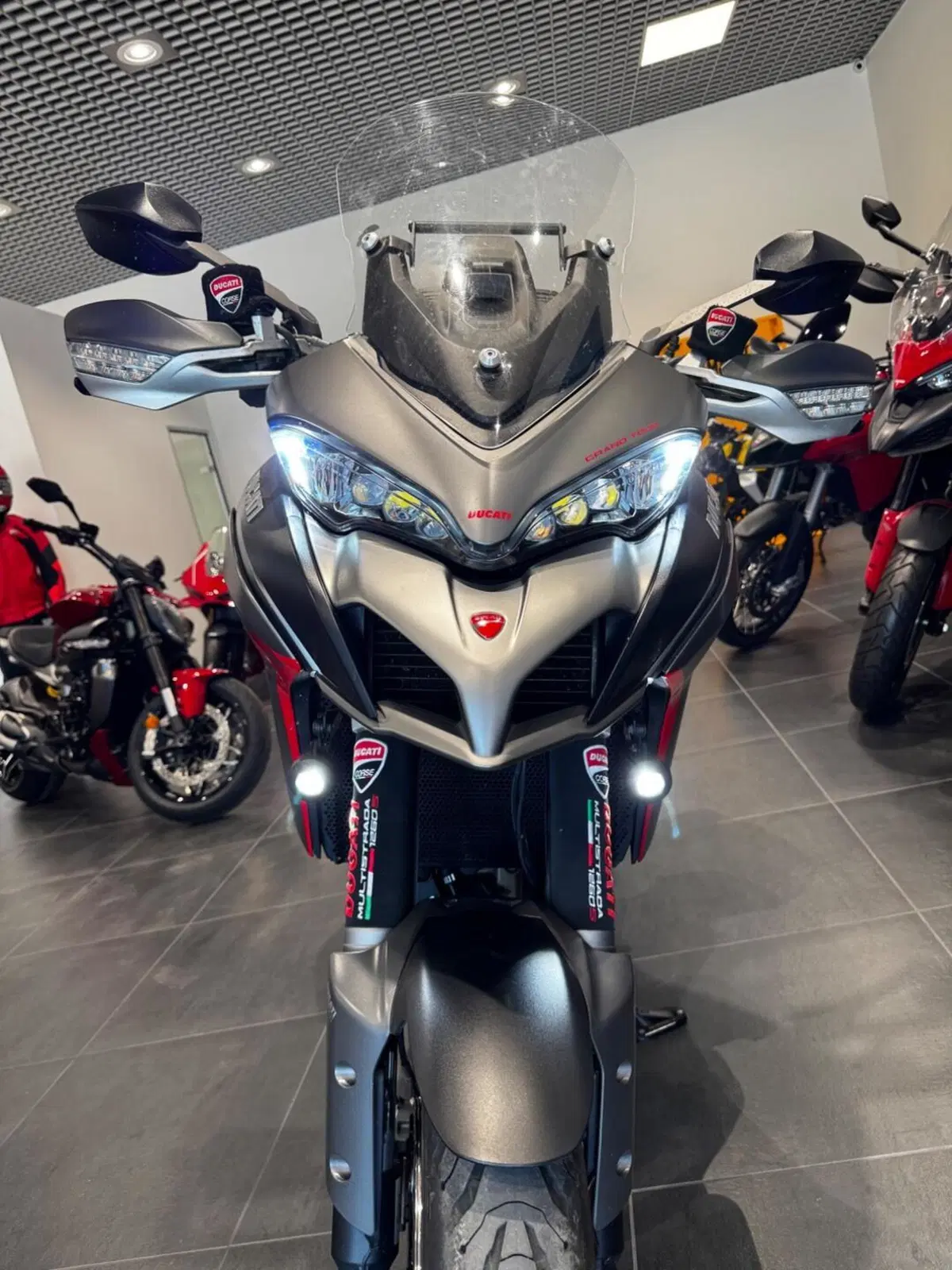 Ducati Multistrada 1260 S Grand Tour (2020) (4)