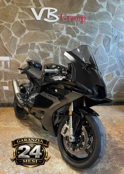 Yamaha YZF R9 (2025 - 26) usata