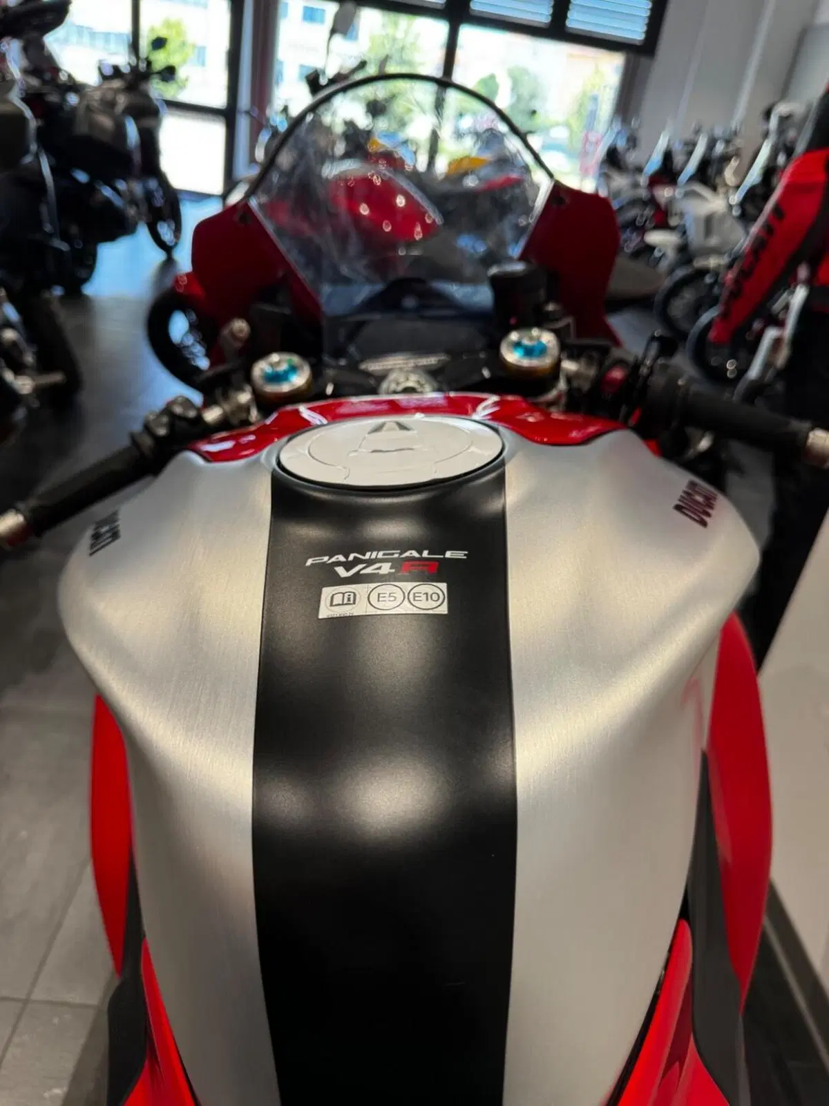 Ducati Panigale V4 R (2026) (6)