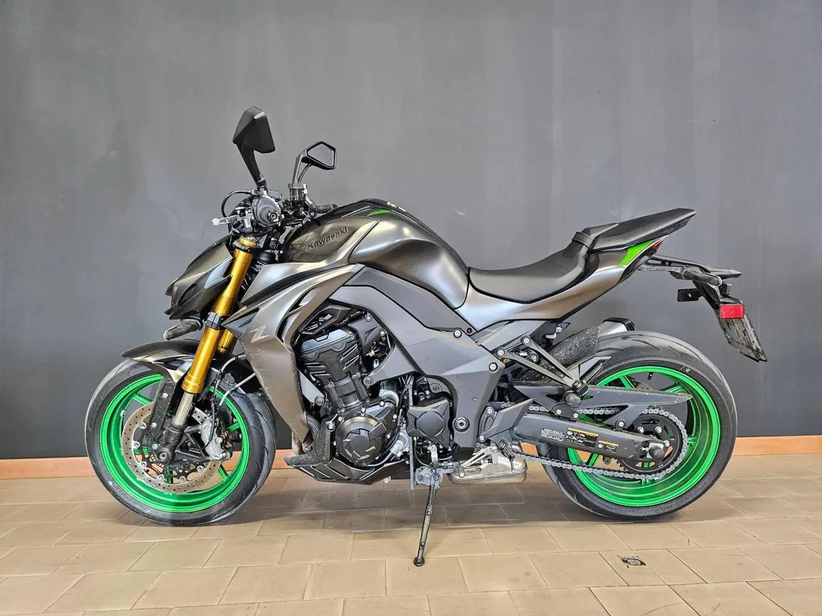 Kawasaki Z 1100 SE (2026) (2)