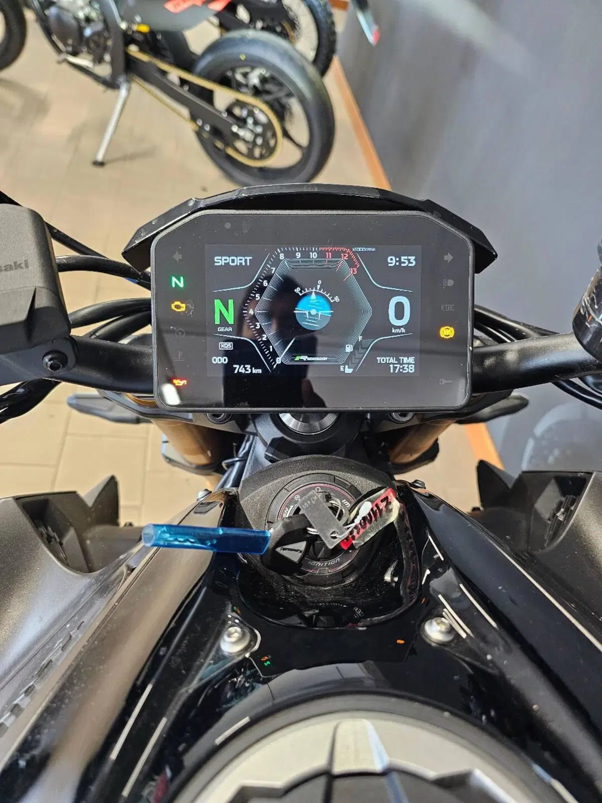 Kawasaki Z 1100 SE (2026) (3)