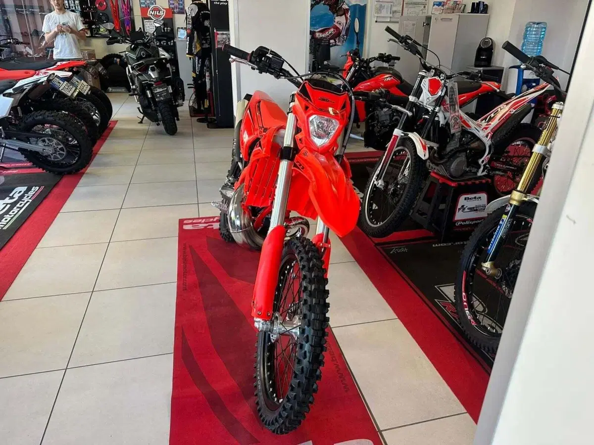 Betamotor RR X-PRO 300 2T Enduro (2025) (8)