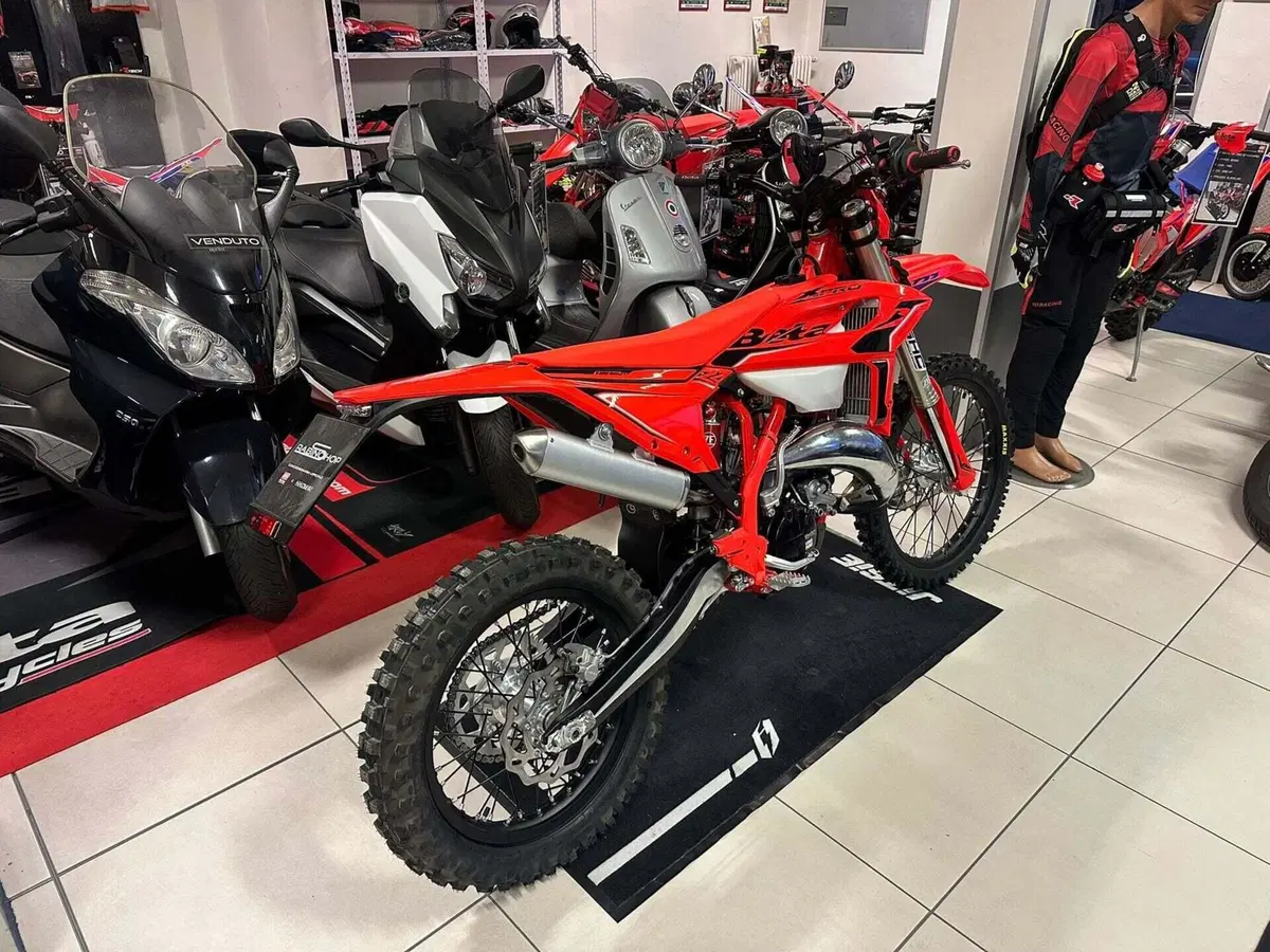 Betamotor RR 125 2T Enduro Race (2026) (3)