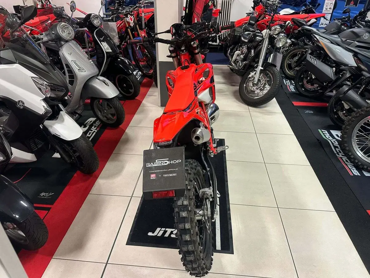 Betamotor RR 125 2T Enduro Race (2026) (4)