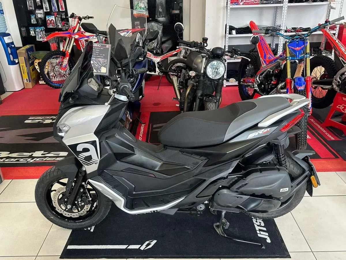 Aprilia SR GT 200 (2025 - 26) (2)