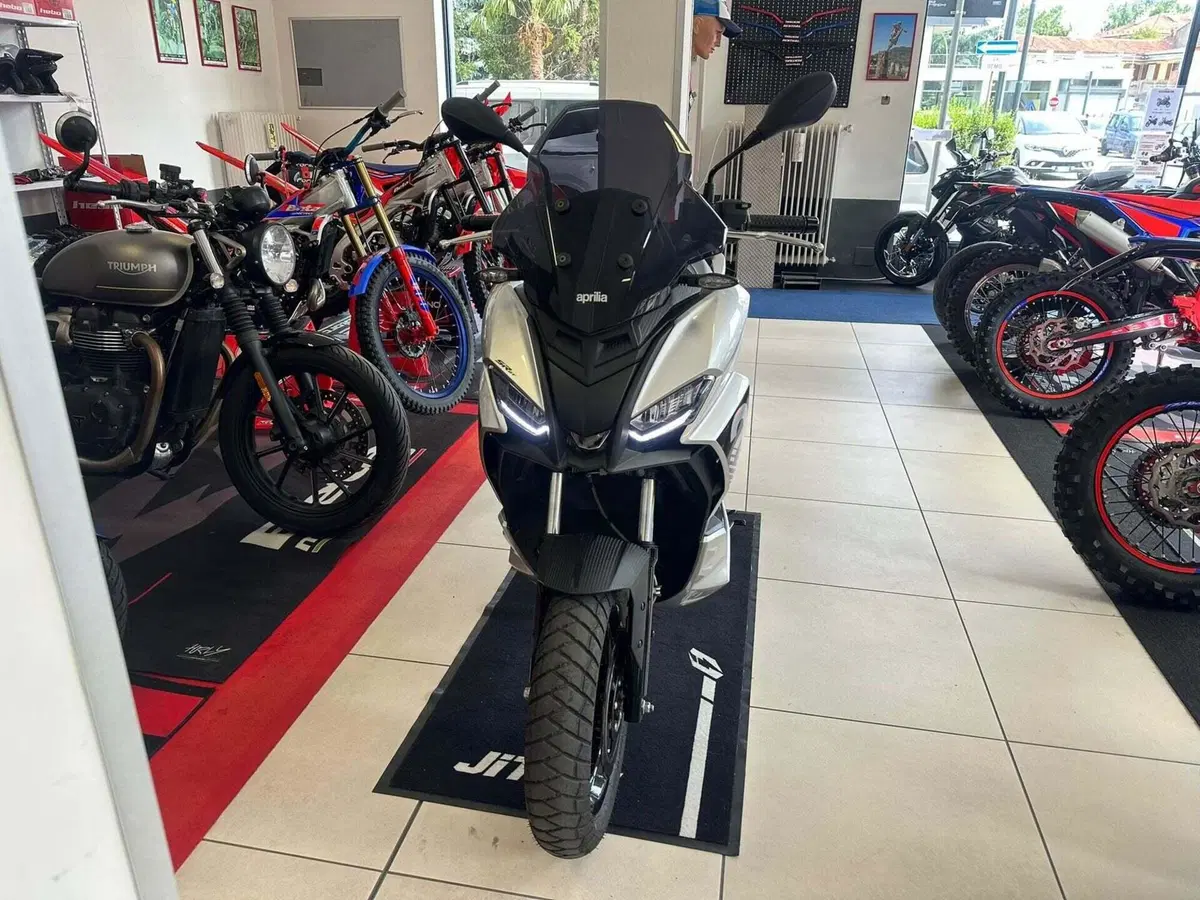 Aprilia SR GT 200 (2025 - 26) (8)