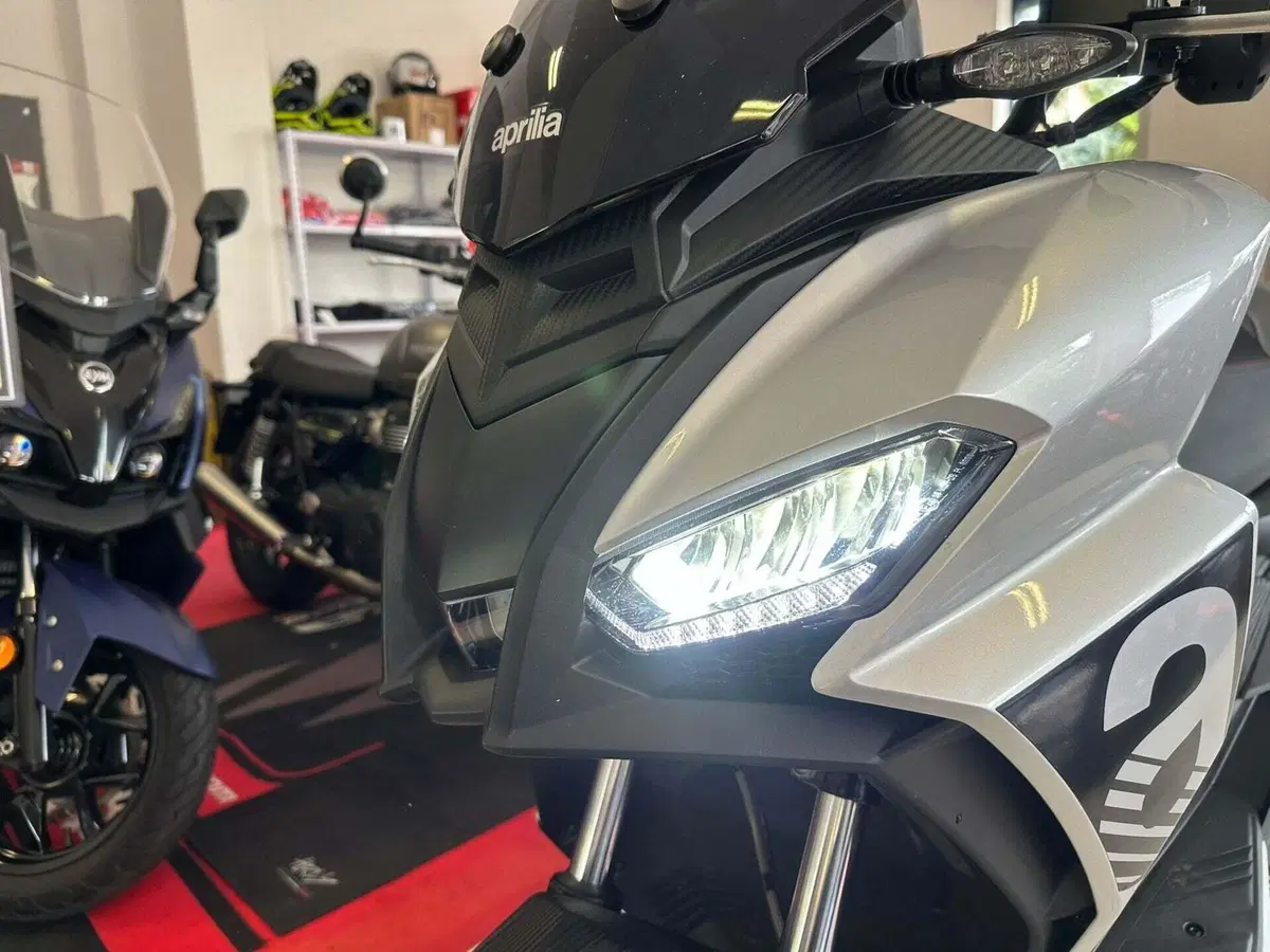 Aprilia SR GT 200 (2025 - 26) (9)