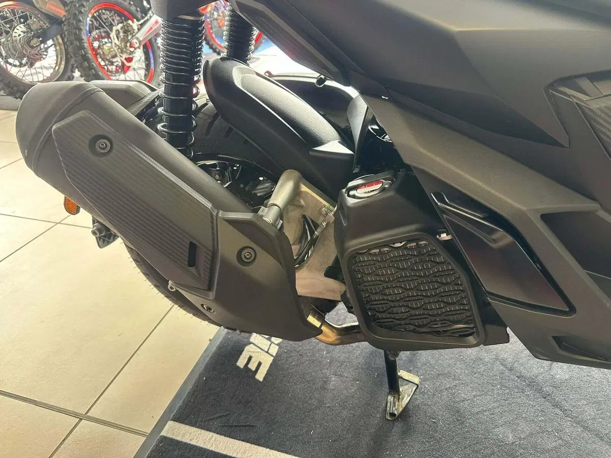 Aprilia SR GT 200 (2025 - 26) (13)