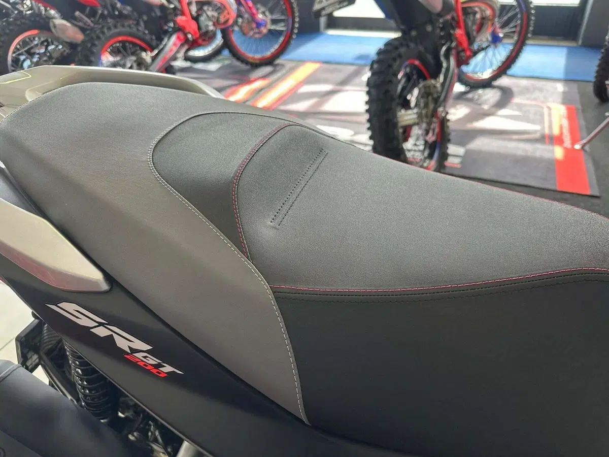 Aprilia SR GT 200 (2025 - 26) (14)