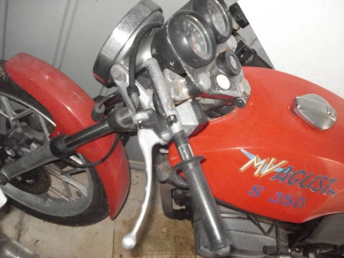 MV Agusta 350 BE (7)
