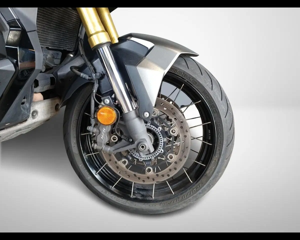 Honda X-ADV 750 DCT Adventure (2021 - 24) (8)