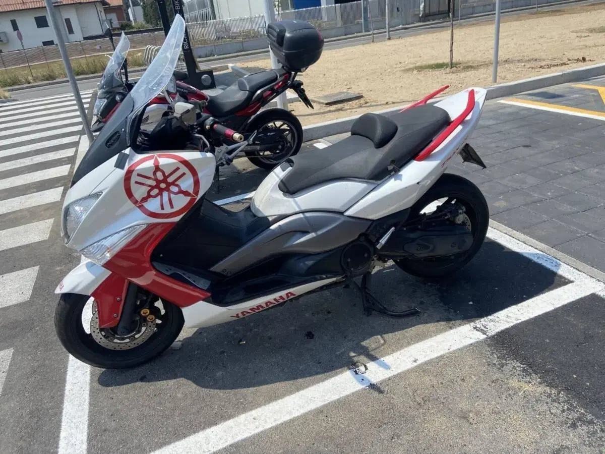 Yamaha T-Max 500 (2008 - 12) (3)
