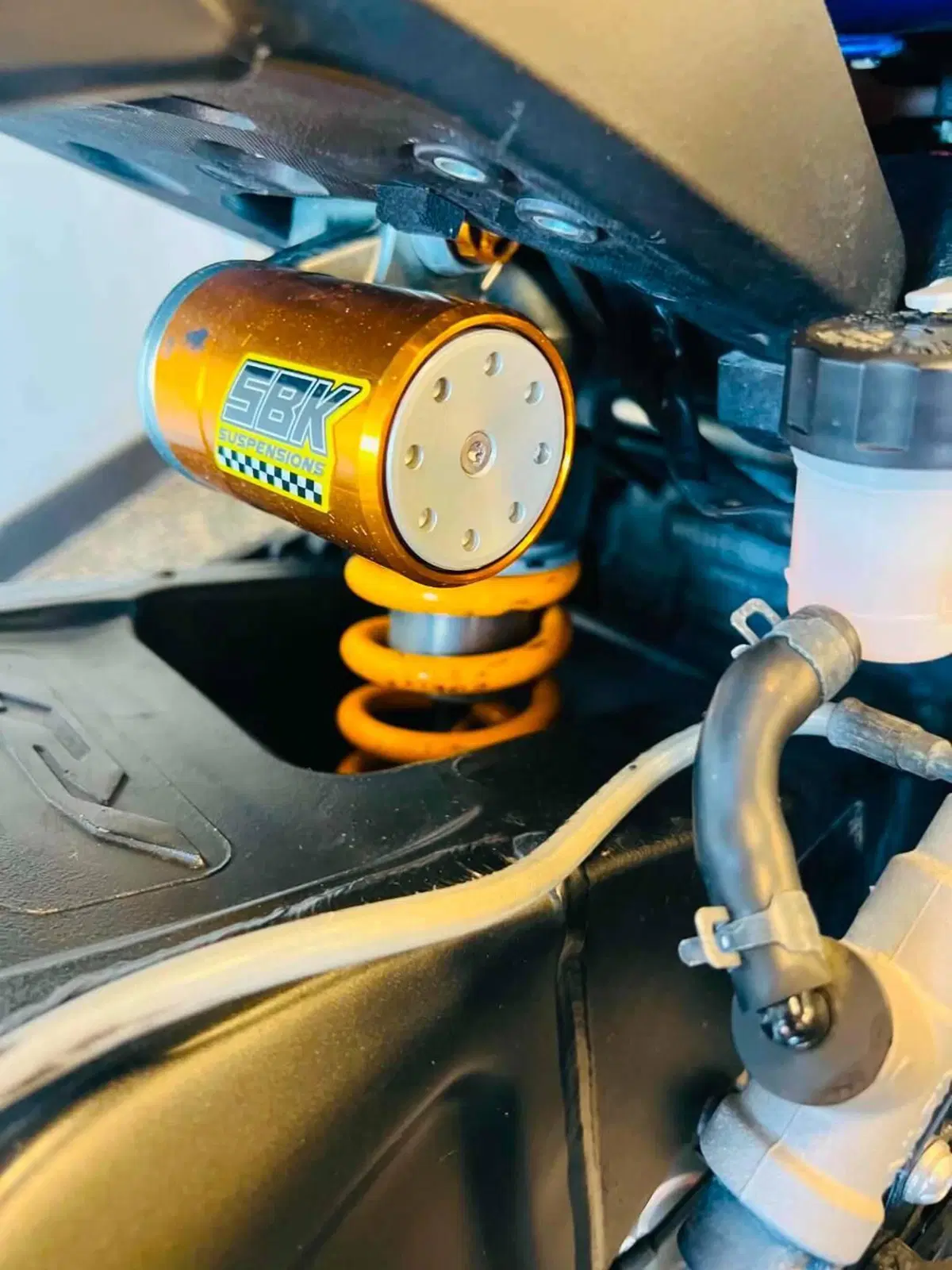 Yamaha YZF R1 (2020 - 25) (6)