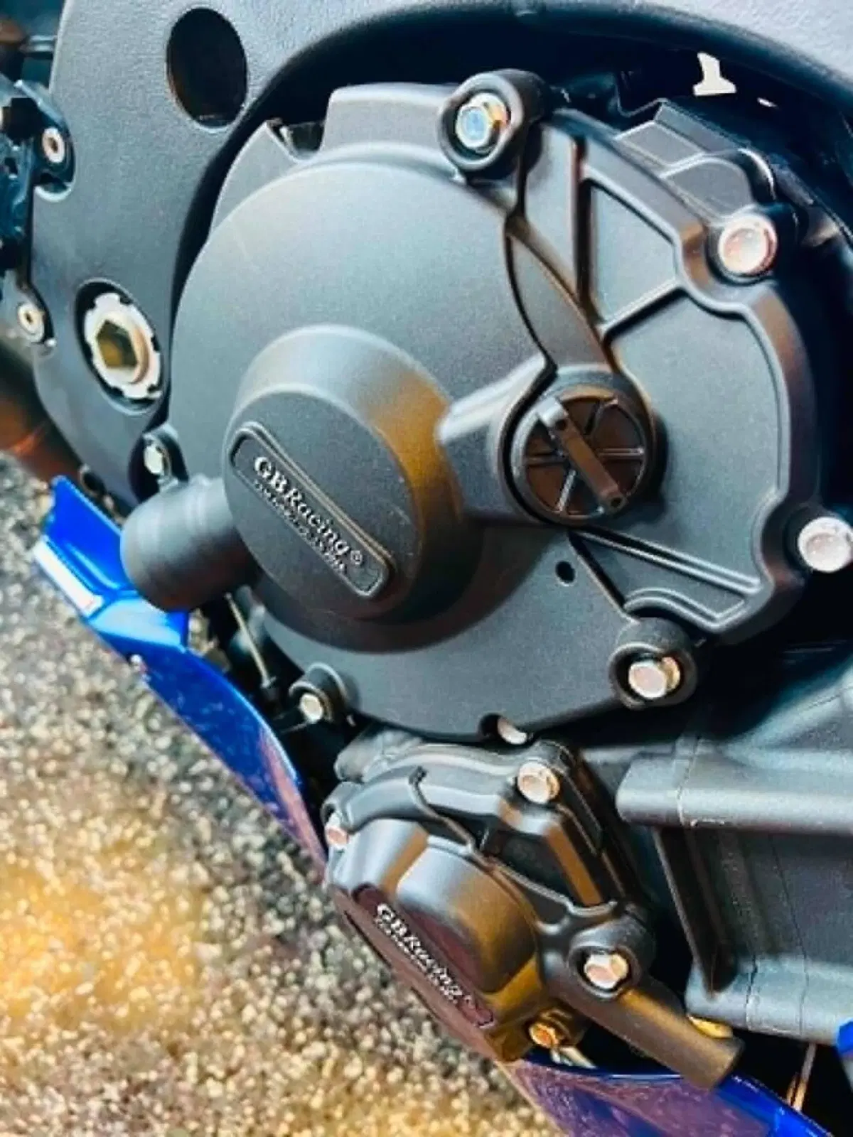 Yamaha YZF R1 (2020 - 25) (9)