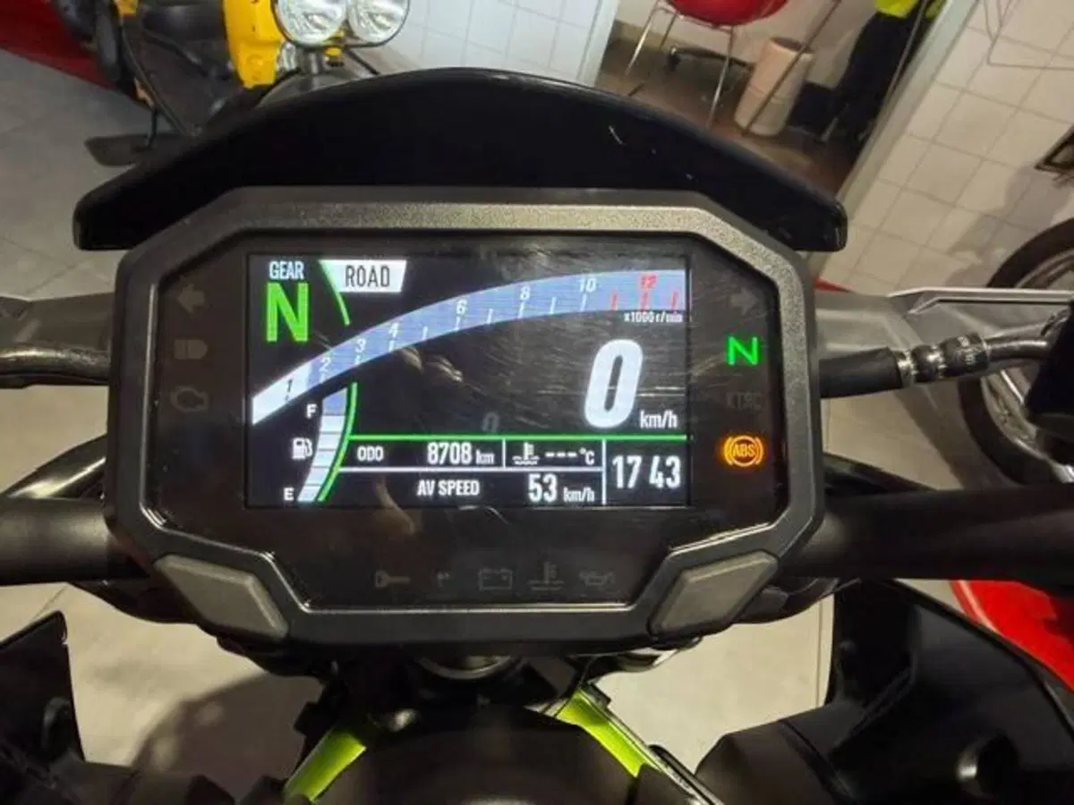 Kawasaki Z 900 A2 Performance (2021 - 24) (13)