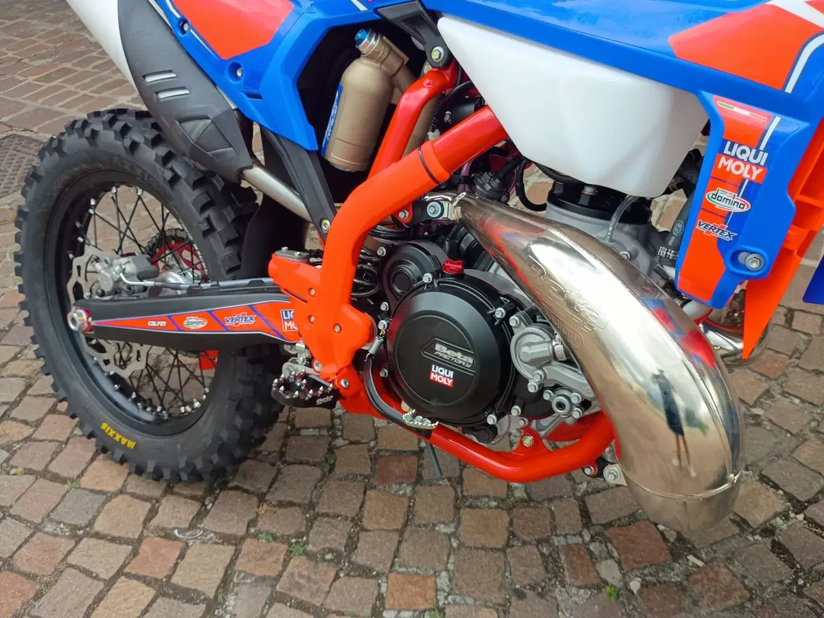 Betamotor RR 300 2T Enduro Race (2026) (9)