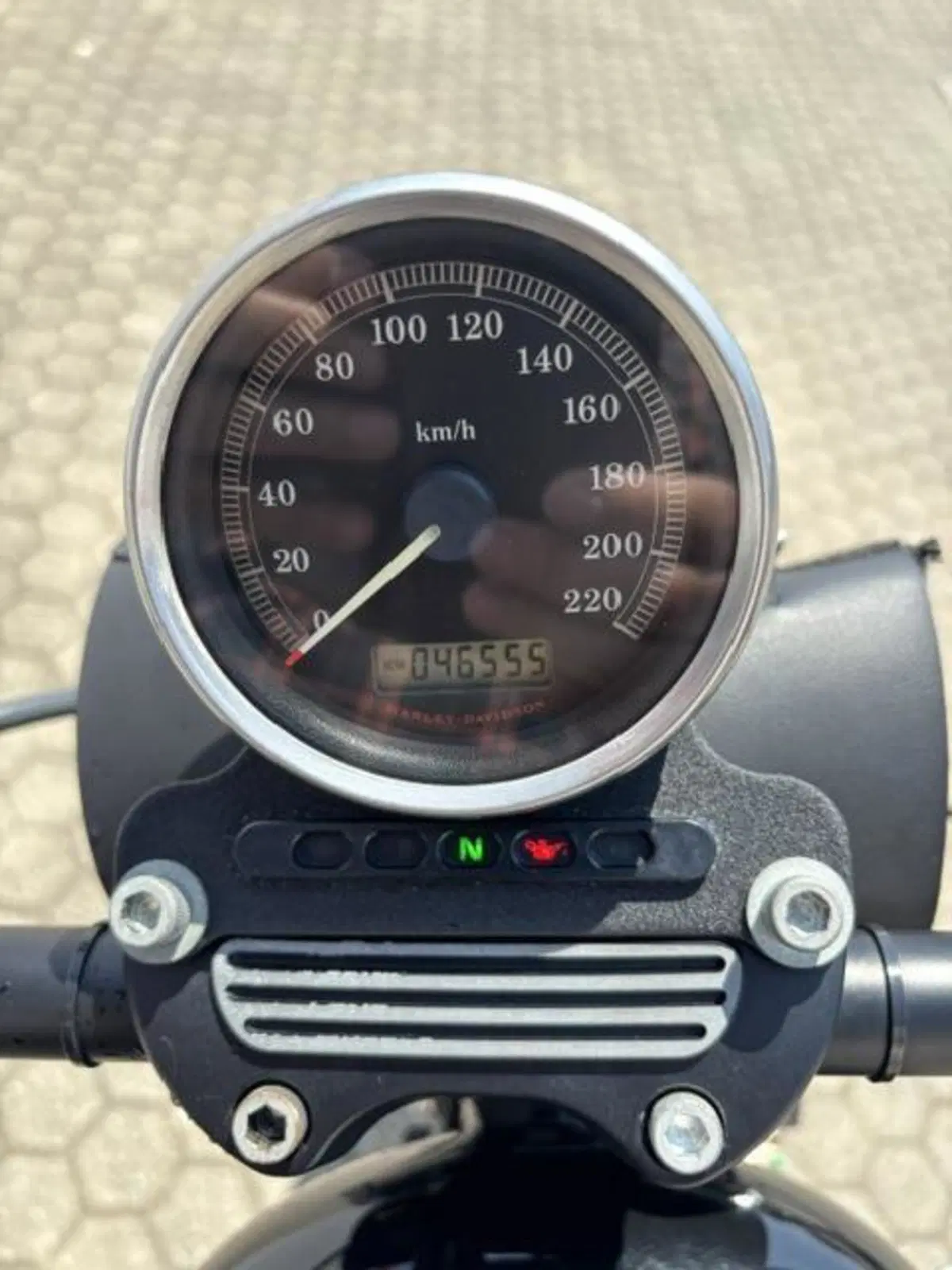 Harley-Davidson 883 Low (2008 - 12) - XL 883L (5)