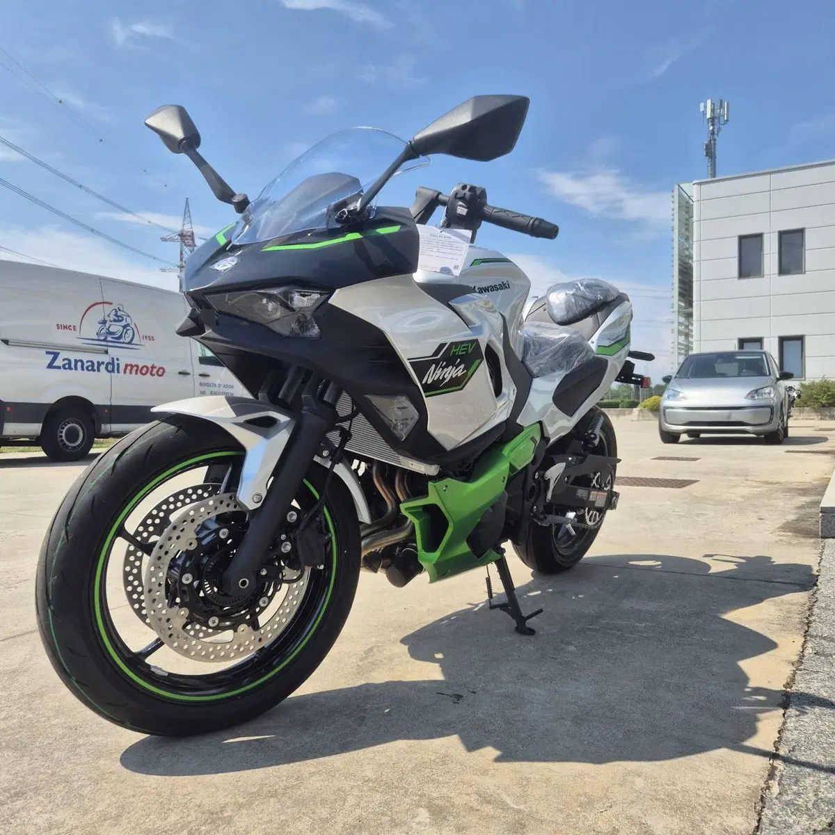 Kawasaki Ninja 7 Hybrid (2024 - 26) (4)
