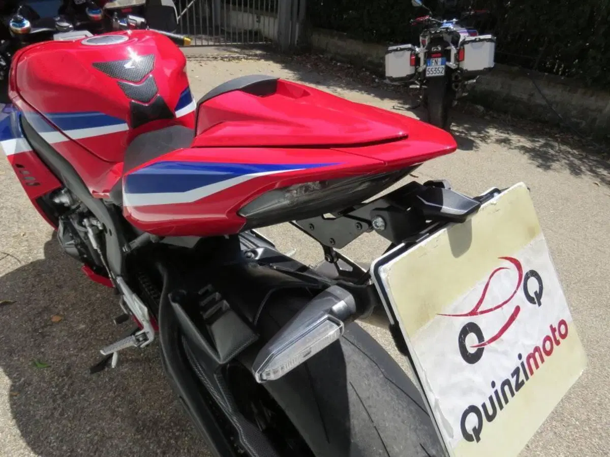 Honda CBR 1000 RR-R Fireblade SP (2024 - 26) (12)