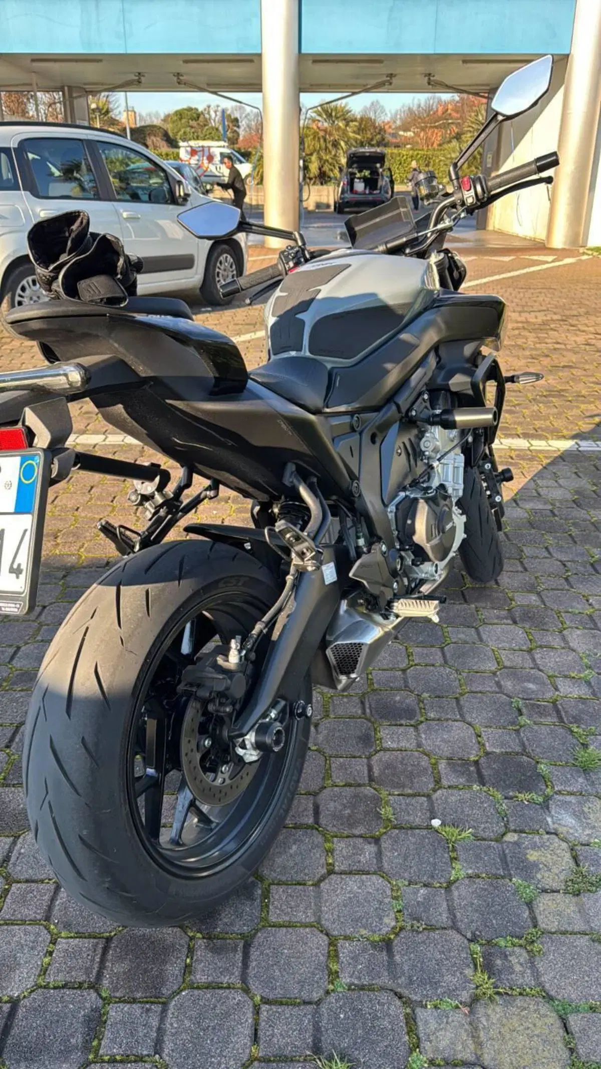 CFMOTO 675NK (2025 - 26) (4)