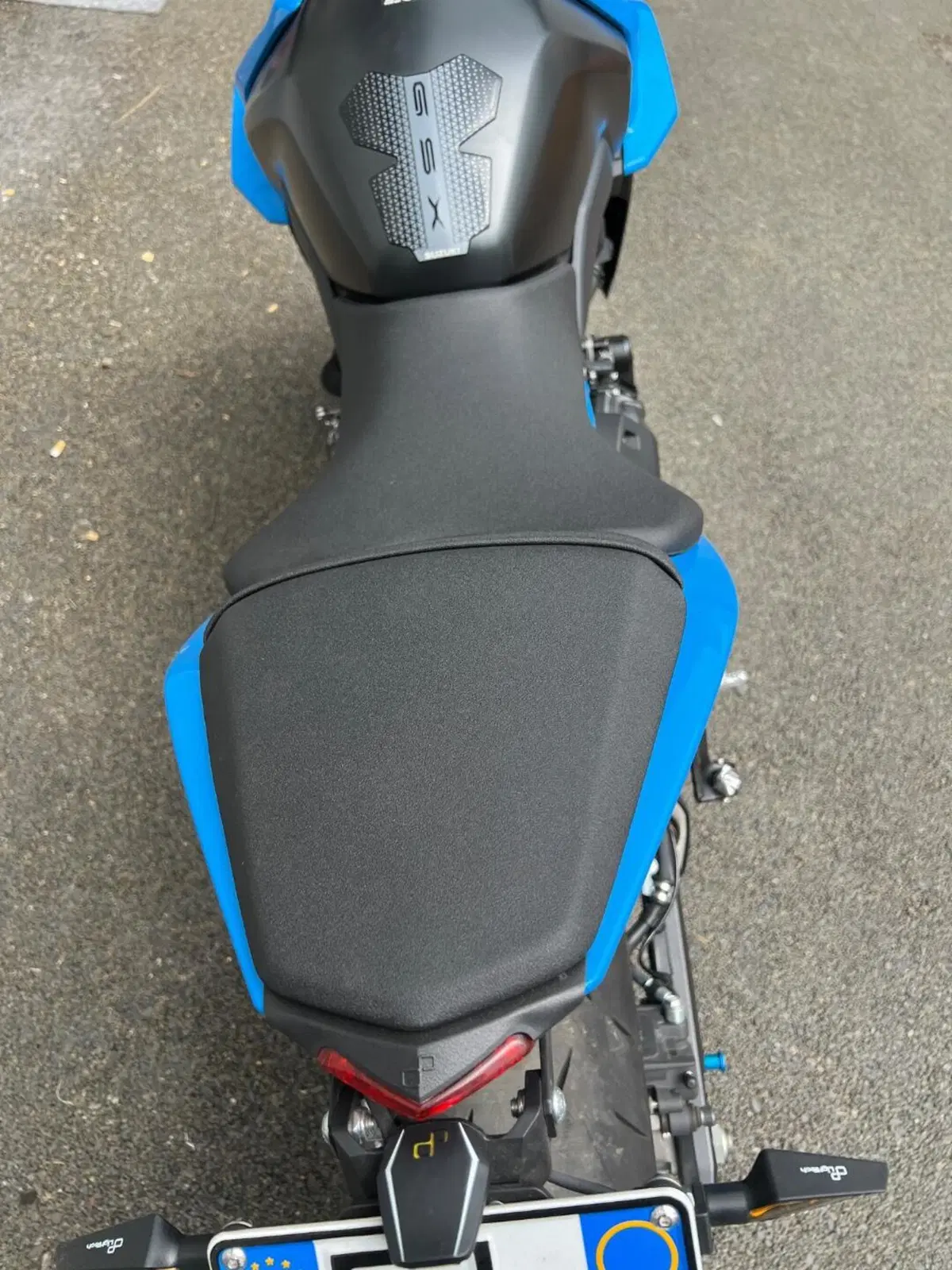 Suzuki GSX-8S (2025 - 26) (10)