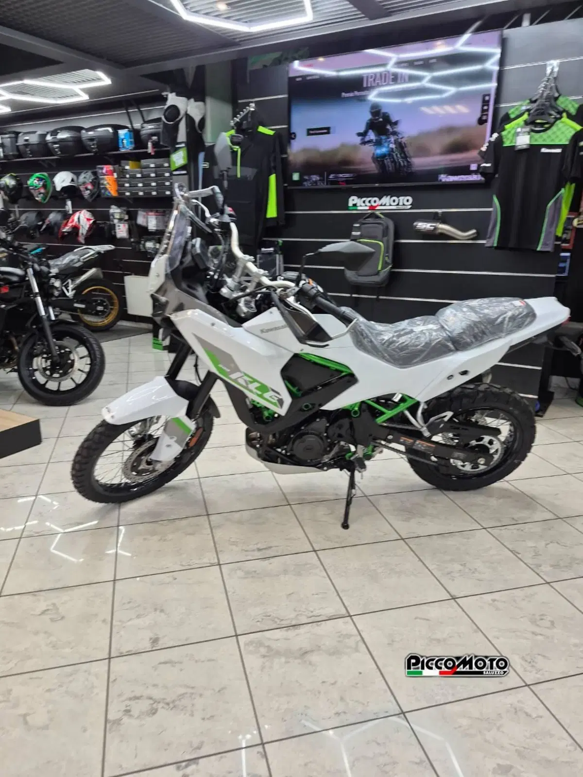 Kawasaki KLE 500 SE (2026) (11)