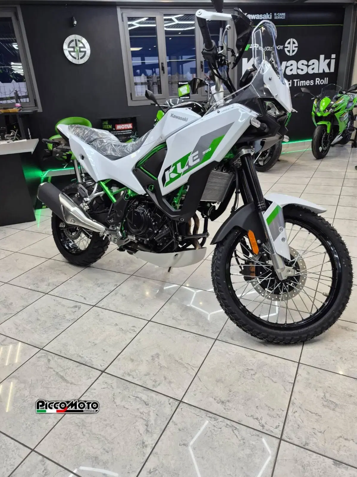 Kawasaki KLE 500 SE (2026) (14)