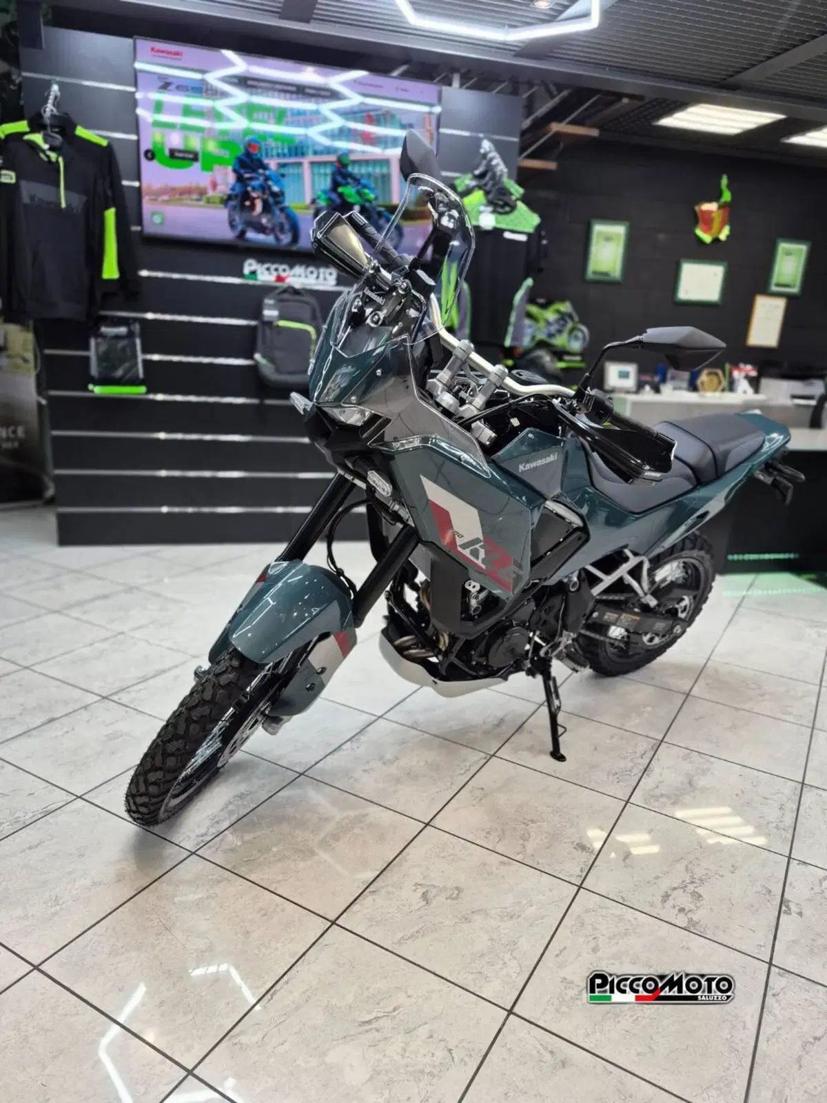 Kawasaki KLE 500 SE (2026) (20)