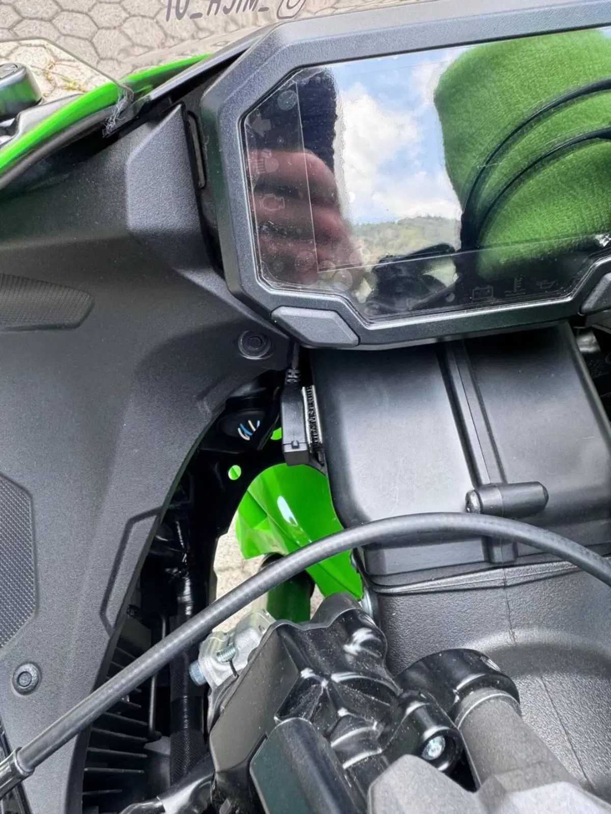 Kawasaki Ninja 636 ZX-6R (2024 - 26) (7)