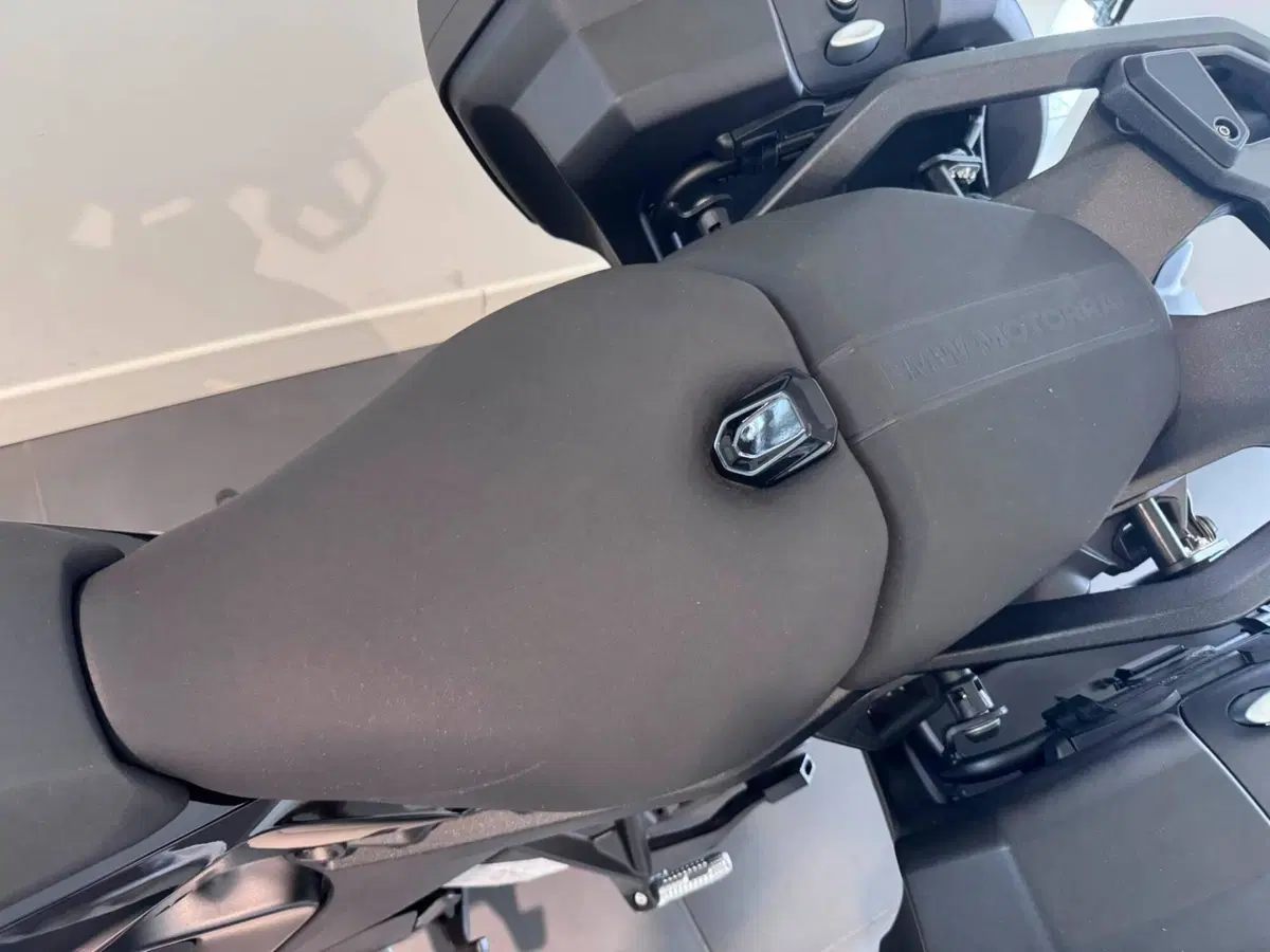 Bmw R 1300 RS (2026) (2)