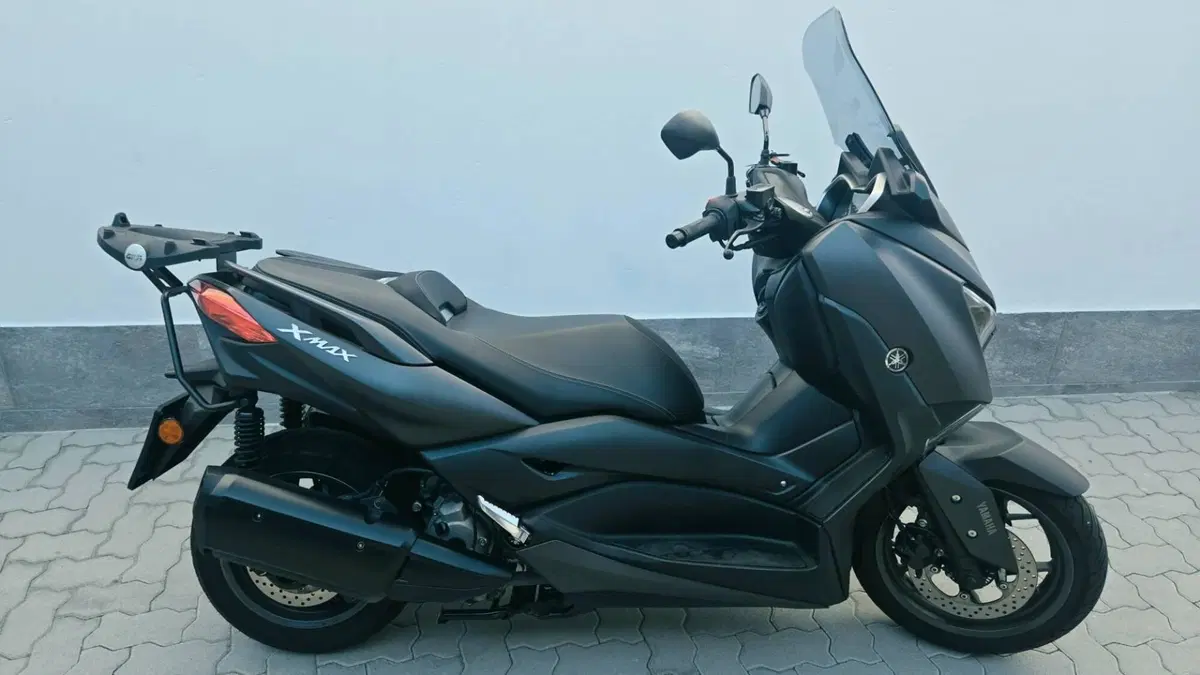 Yamaha X-Max 300 (2021 - 24) (2)