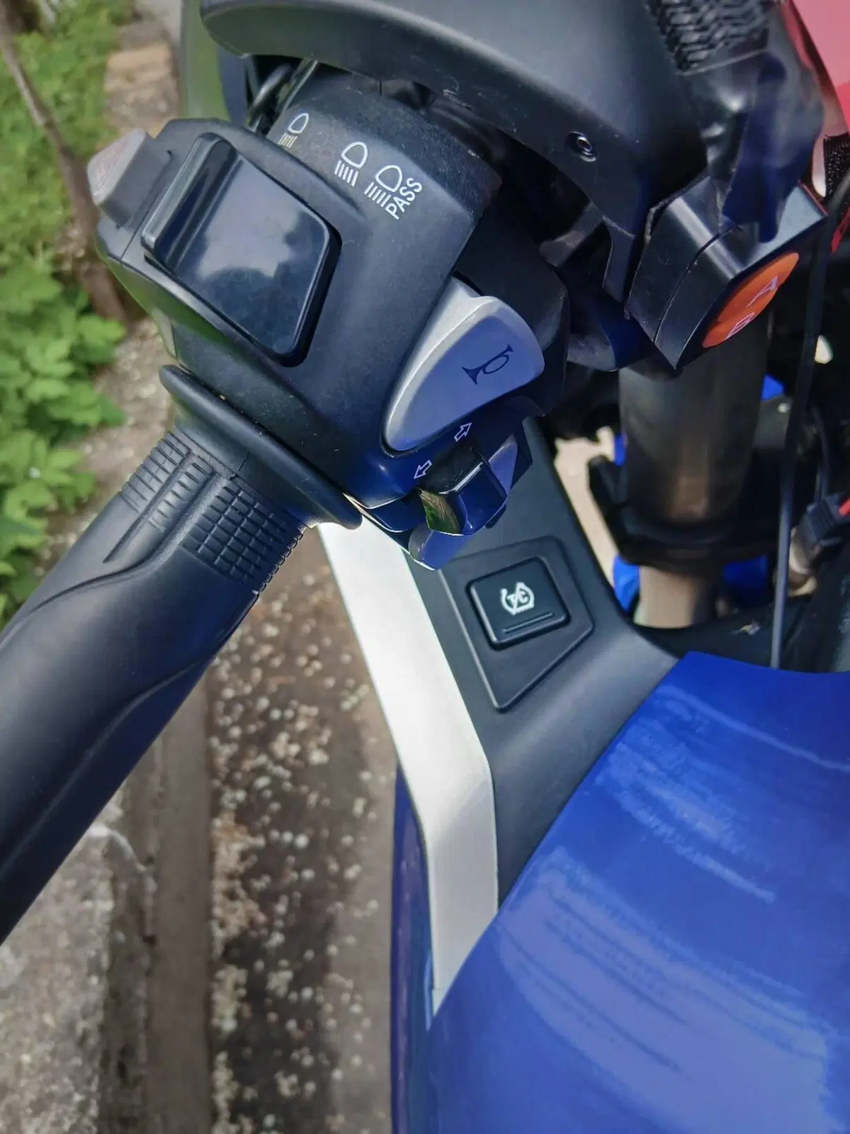 Honda VFR 1200 F DCT ABS (2010 - 16) (8)