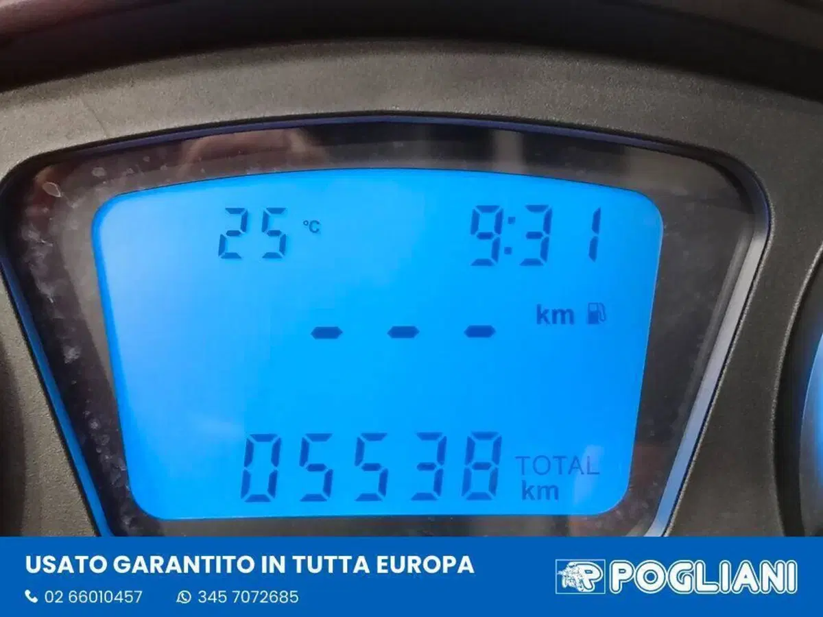 Piaggio MP3 300 ABS Hpe (2021 - 24) (7)