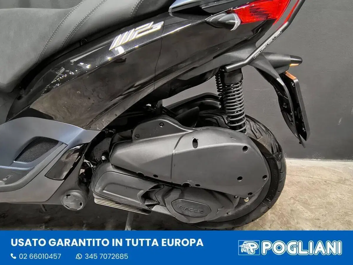 Piaggio MP3 300 ABS Hpe (2021 - 24) (10)