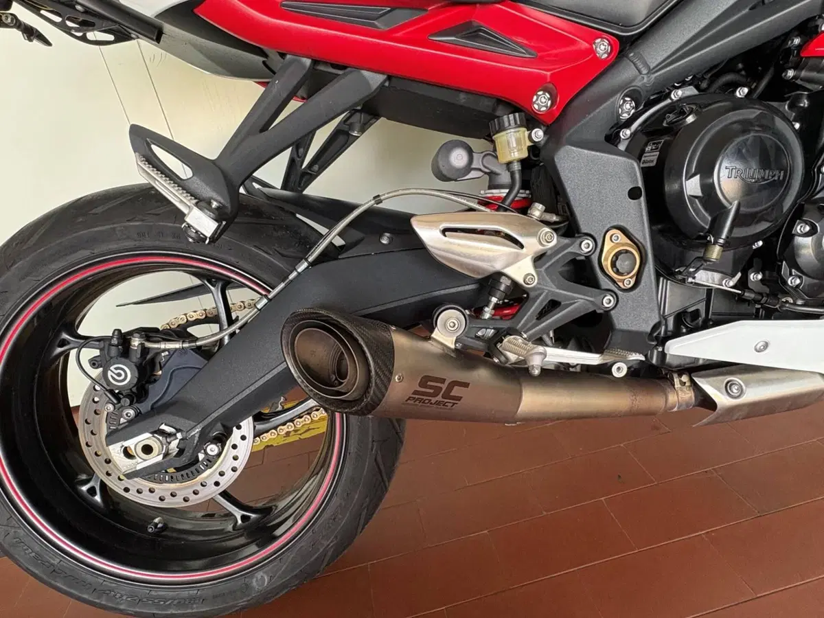 Triumph Street Triple R (2013 - 14) (6)