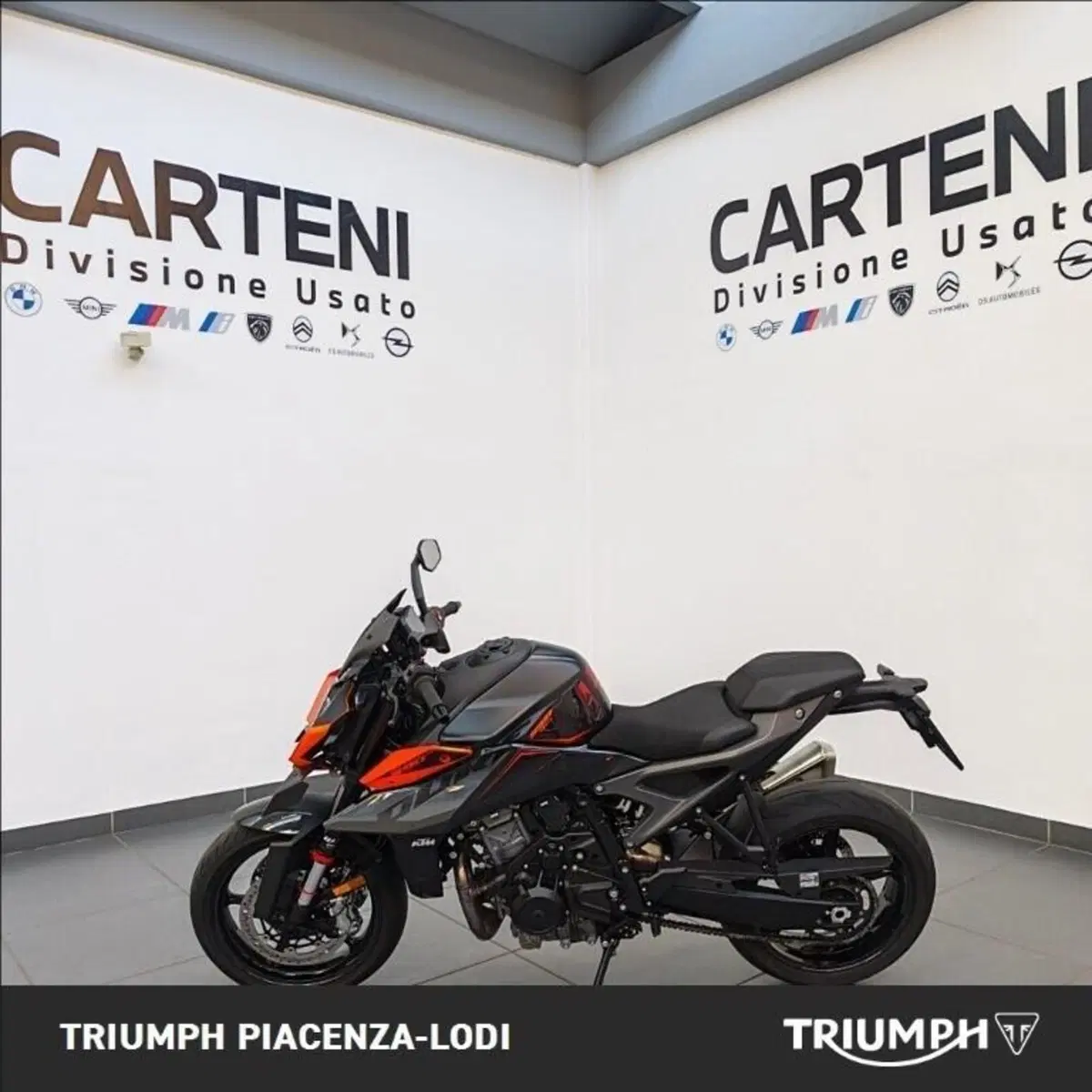KTM 990 Duke (2024 - 26) (2)