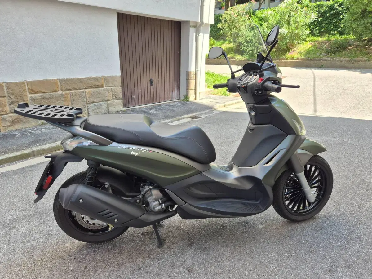 Piaggio Beverly 300 S i.e. ABS-ASR (2016 - 20) (4)