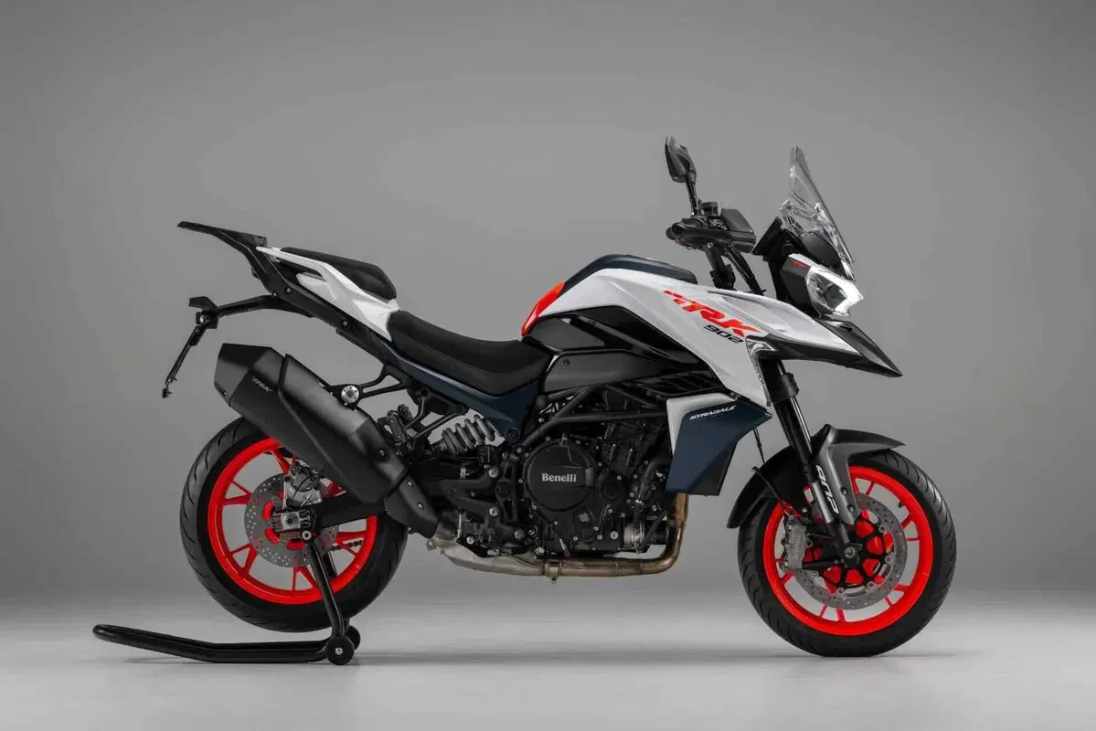 Benelli TRK 902 Stradale (2026) (2)