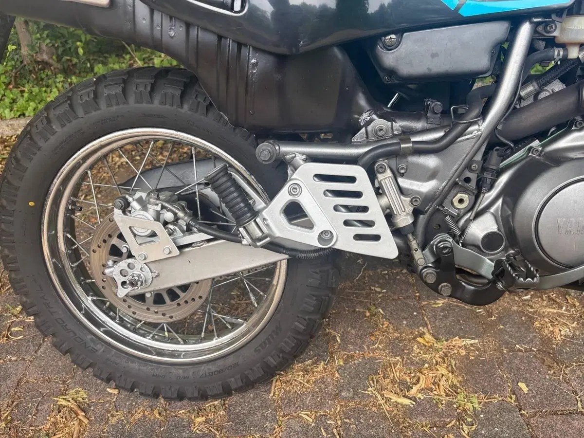 Yamaha XT 600 3TB (8)