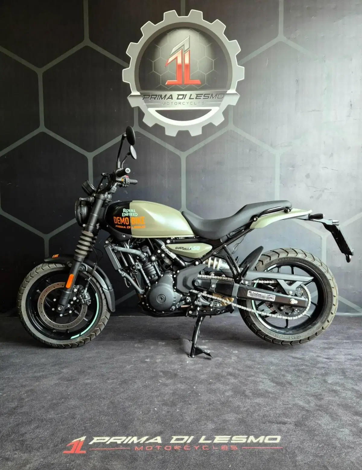 Royal Enfield Guerrilla 450 (2024 - 26) (2)