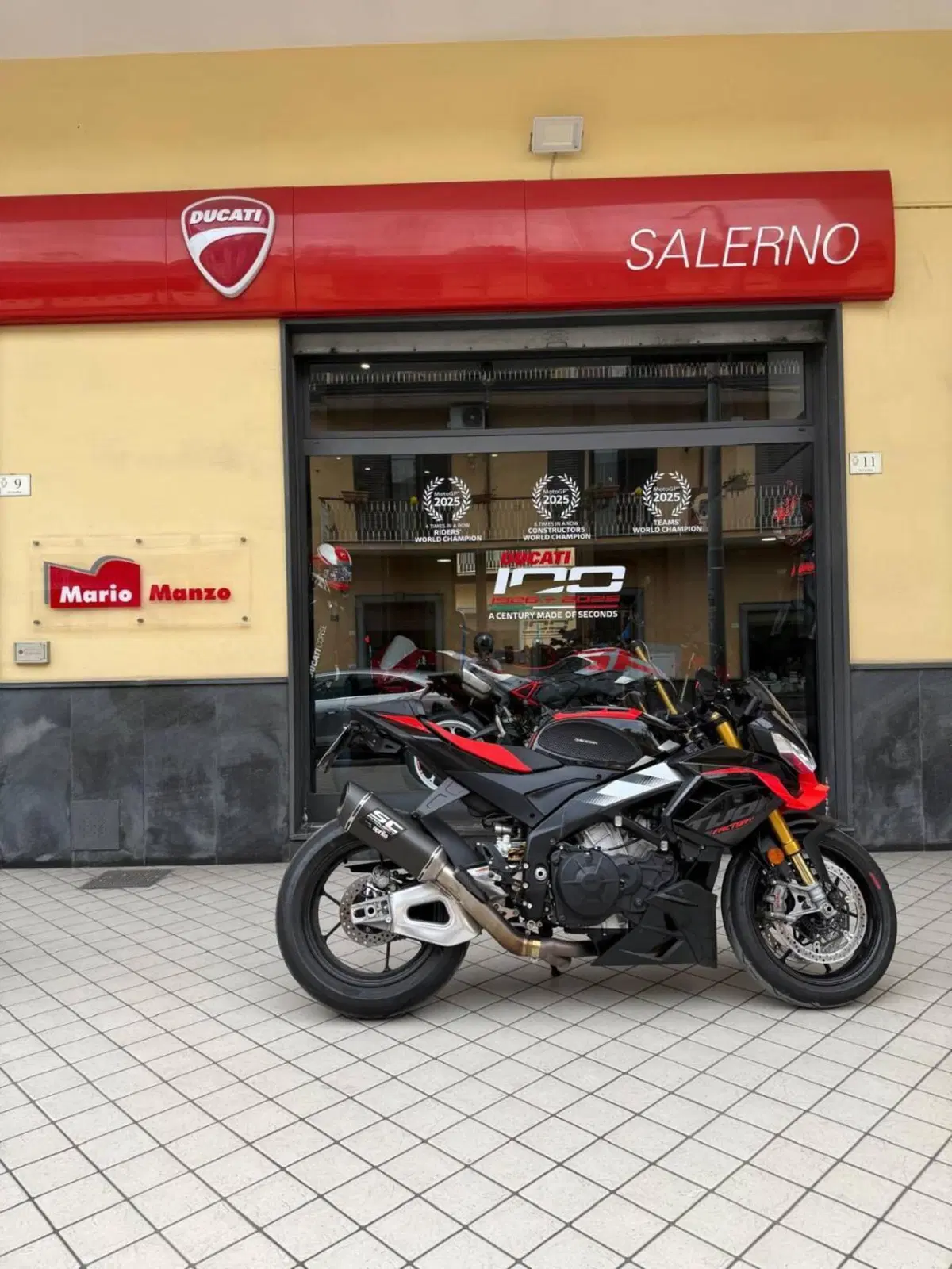 Aprilia Tuono V4 Factory (2025 - 26)