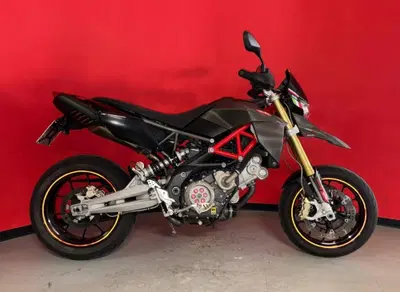 Aprilia Dorsoduro 750 Factory (2010 - 13) usata