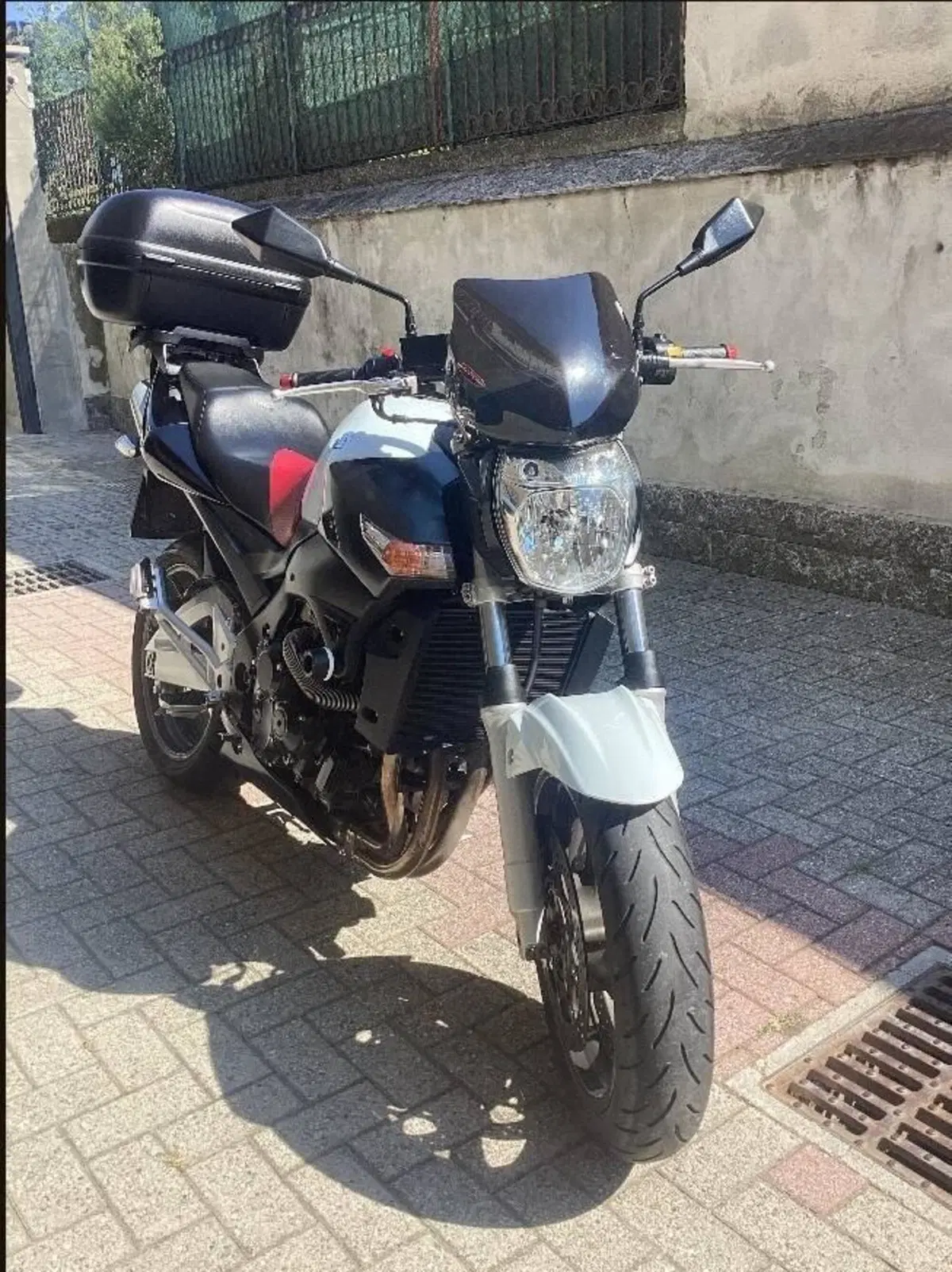 Suzuki GSR 600 (2006 - 11)
