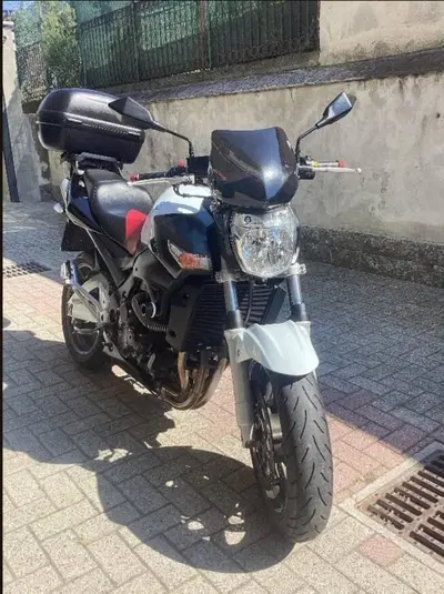 Suzuki GSR 600 (2006 - 11) usata